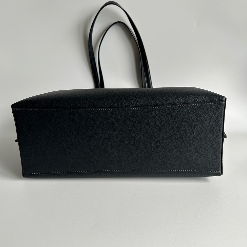Coach Mollie Tote Black Pebbled Leather Shoulder Bag 1671 Excellent - Picture 3 of 13